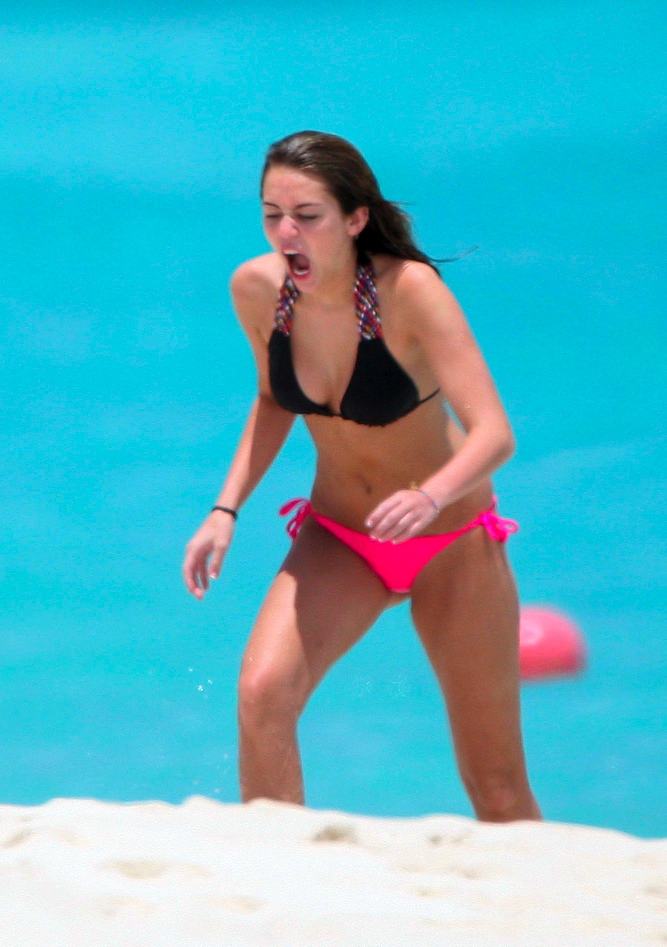 Miley14